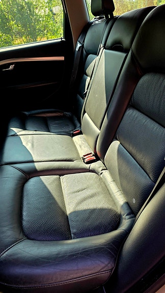 Volvo V70 10 of 11
