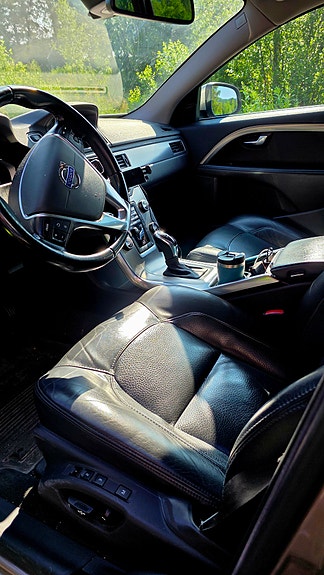 Volvo V70 11 of 11