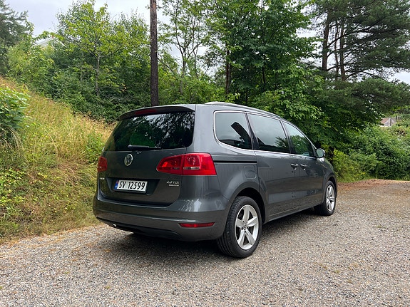 Volkswagen Sharan 2 of 17