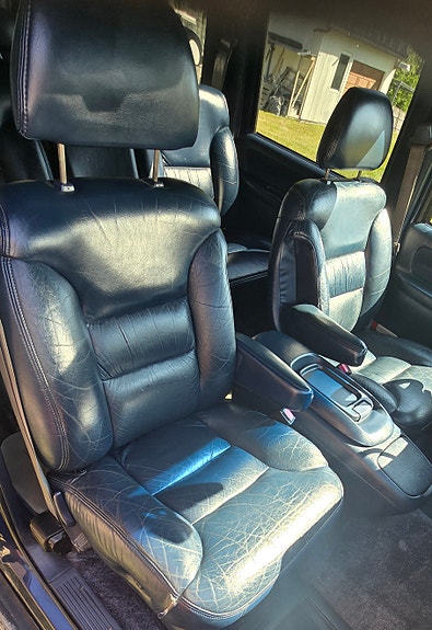 Chevrolet Suburban 7 of 20