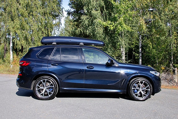 BMW X5 3 of 5