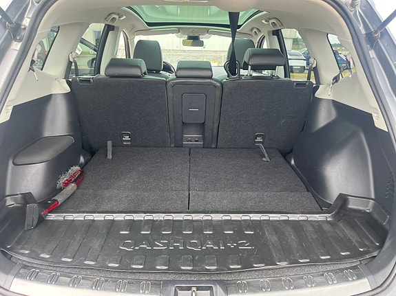 Nissan Qashqai+2 4 of 5