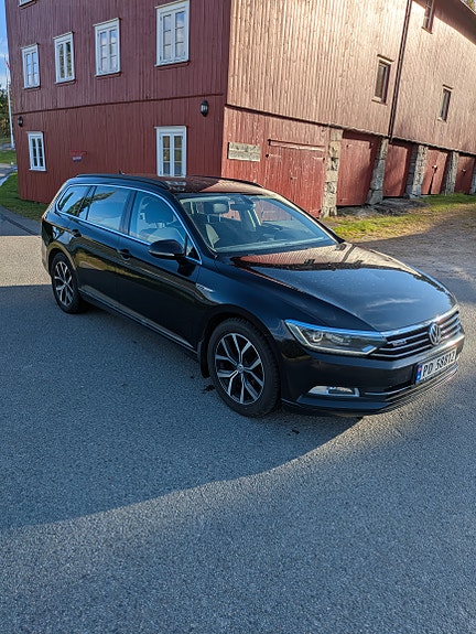 Volkswagen Passat 6 of 13