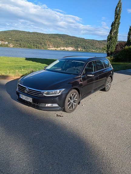 Volkswagen Passat 7 of 13