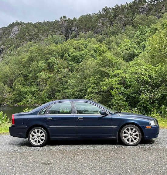 Volvo S80 3 of 5