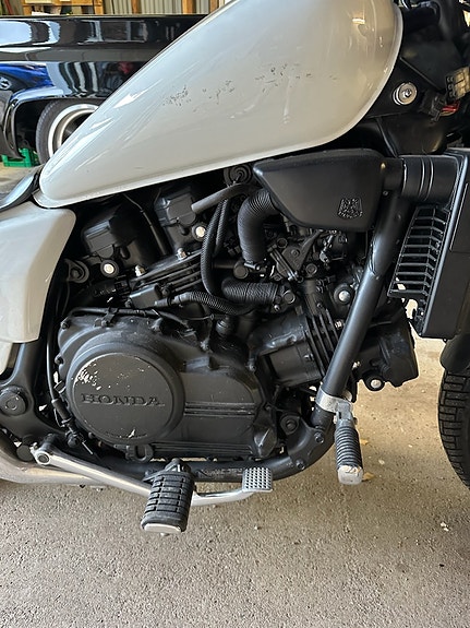 Honda MAGNA 4 of 5