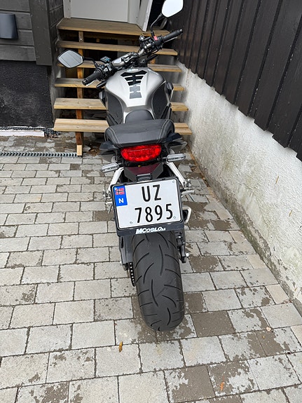 Honda CB 650 R 5 of 6