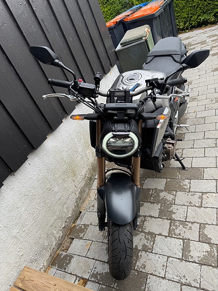 Honda CB 650 R 3 of 6