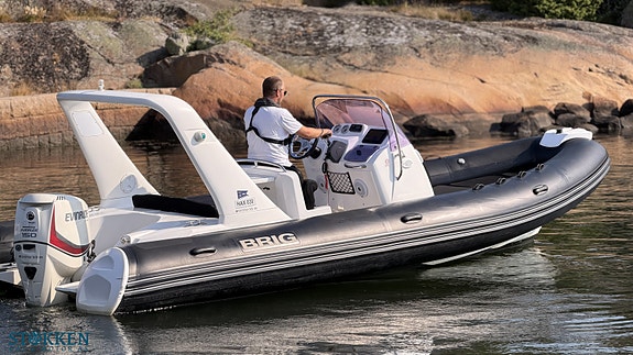 BRIG 650 - Evinrude 150hk G1 7 of 22