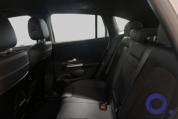 Mercedes-Benz EQA250 11 of 27