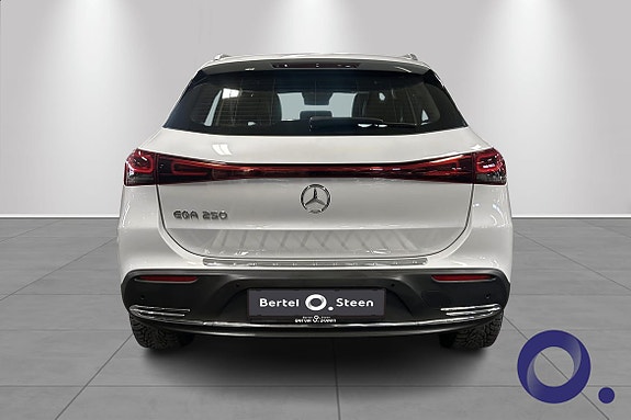 Mercedes-Benz EQA250 4 of 27
