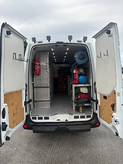 Renault Master L4H3 verkstedvogn 4 of 5