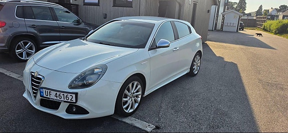 Alfa Romeo Giulietta 7 of 13