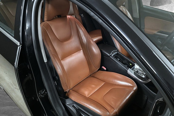 Volvo S60 25 of 30