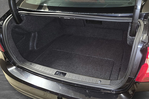 Volvo S60 15 of 30