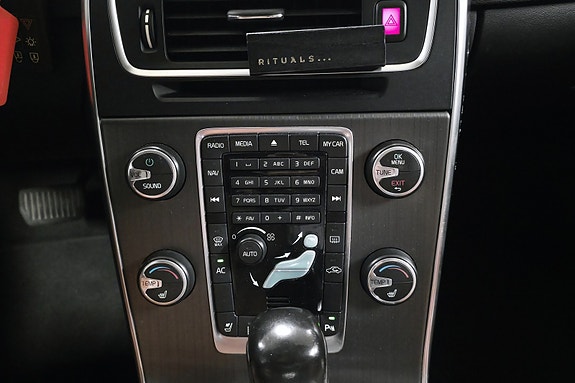 Volvo S60 21 of 30