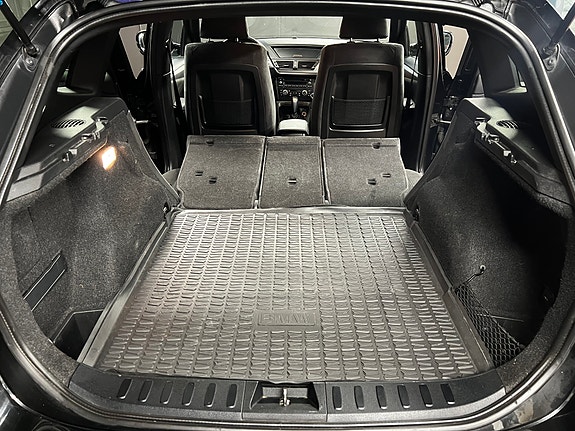 BMW X1 20 of 30