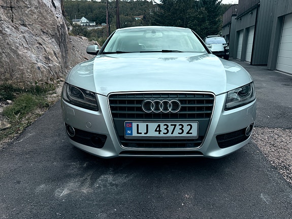 Audi A5 2 of 13