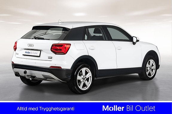 Audi Q2 4 of 5