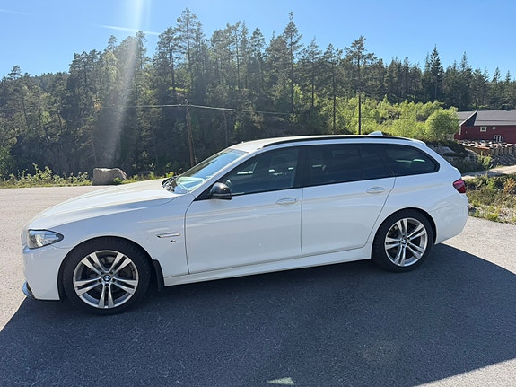 BMW 520d 2 of 5