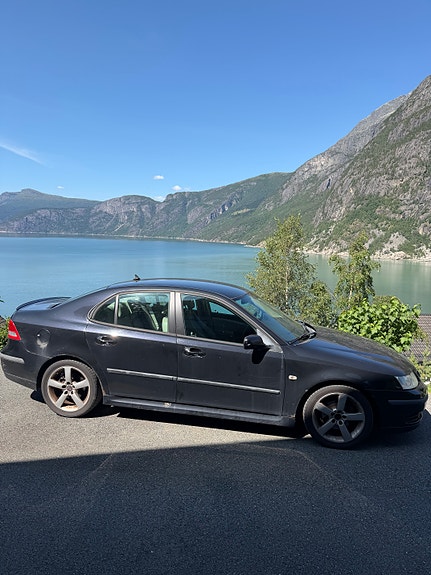 Saab 9-3 2 of 5