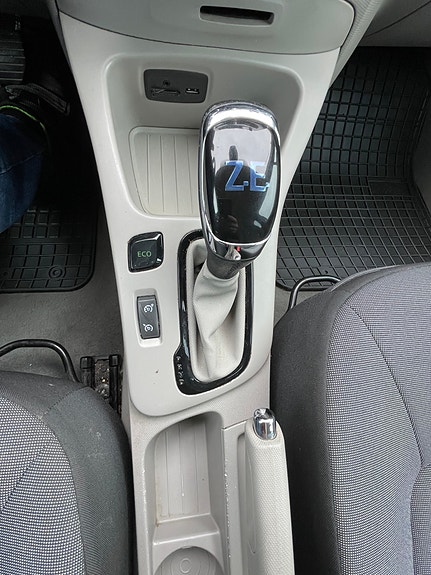 Renault Zoe 19 of 22