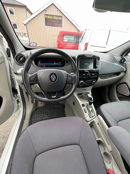 Renault Zoe 10 of 22