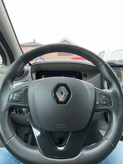 Renault Zoe 18 of 22