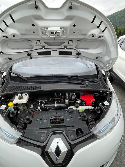 Renault Zoe 22 of 22