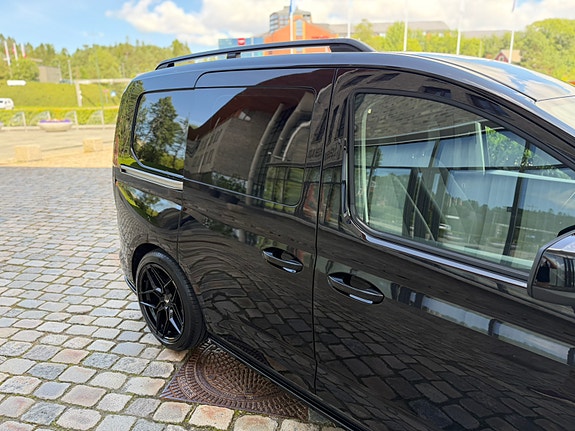 Volkswagen Caddy 9 of 24