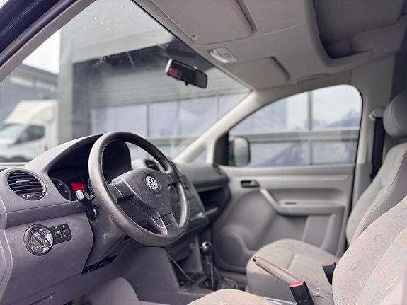 Volkswagen Caddy 17 of 23