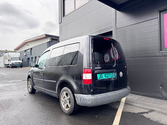 Volkswagen Caddy 10 of 23