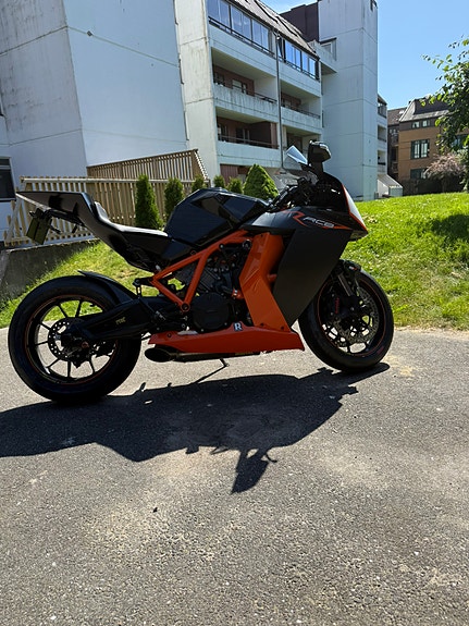 KTM RC8R 1190 3 of 14