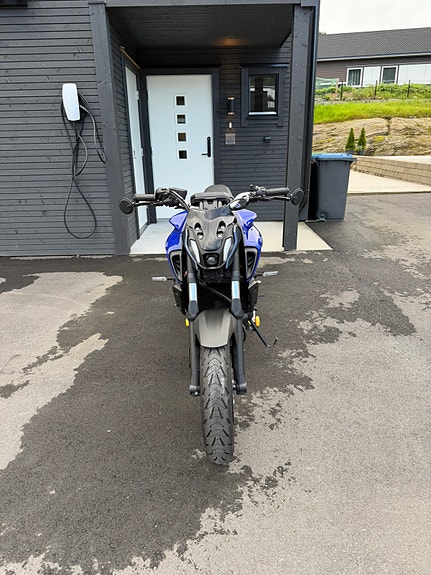 Yamaha MT-07 3 of 10