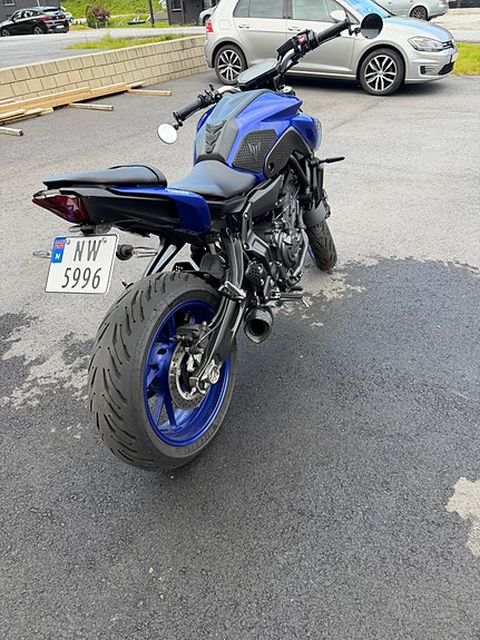 Yamaha MT-07 9 of 10