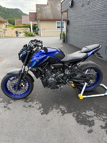 Yamaha MT-07 5 of 10
