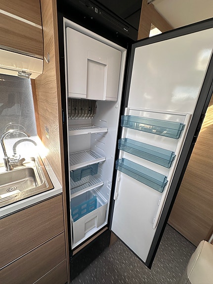 Adria Adora 673 PK 16 of 30