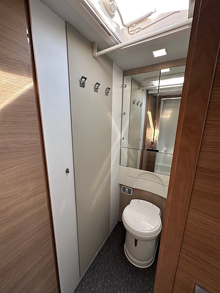 Adria Adora 673 PK 21 of 30