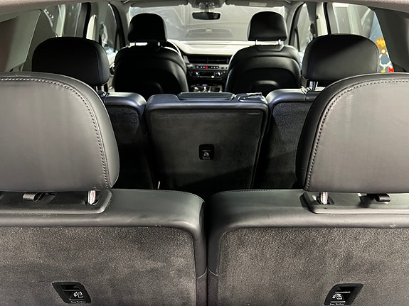 Audi Q7 20 of 30