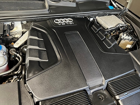Audi Q7 12 of 30