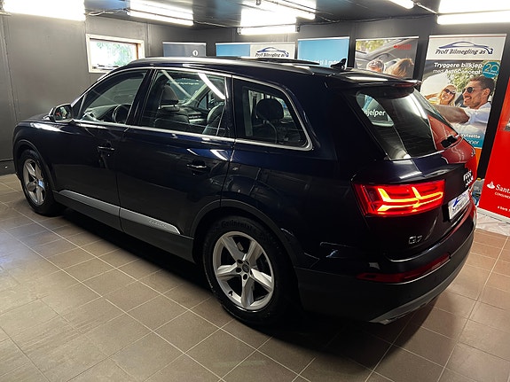 Audi Q7 5 of 5
