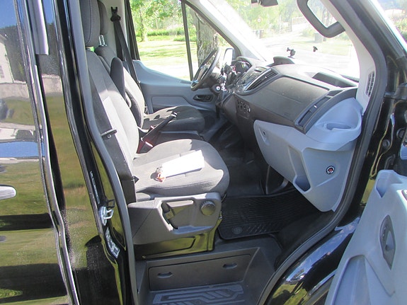 Ford Van 4 of 5