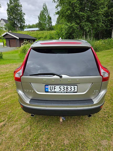 Volvo XC60 12 of 19