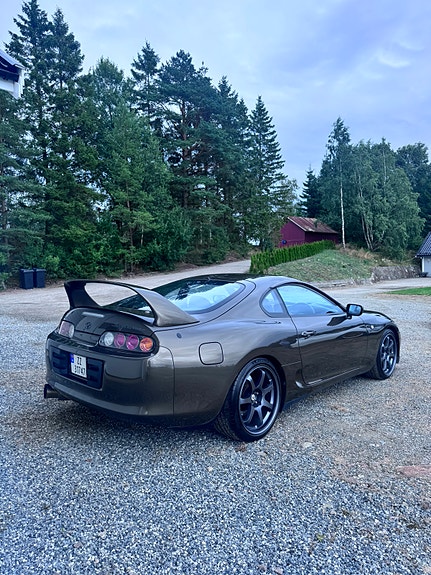 Toyota Supra 5 of 5