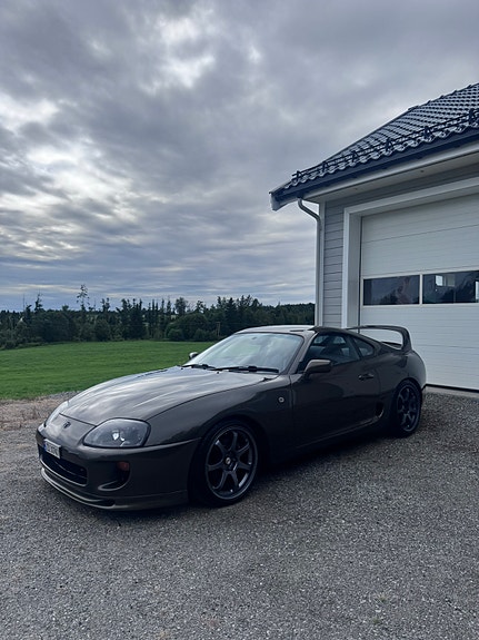 Toyota Supra 2 of 5