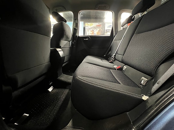 Subaru Forester 30 of 30
