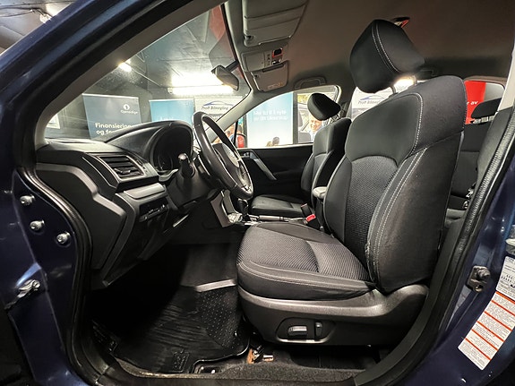Subaru Forester 27 of 30