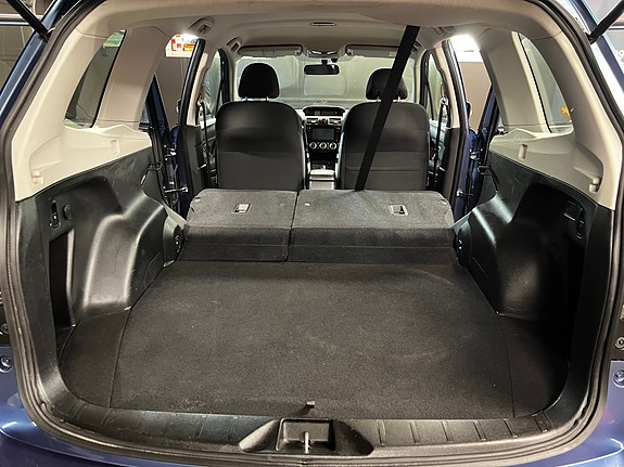 Subaru Forester 19 of 30