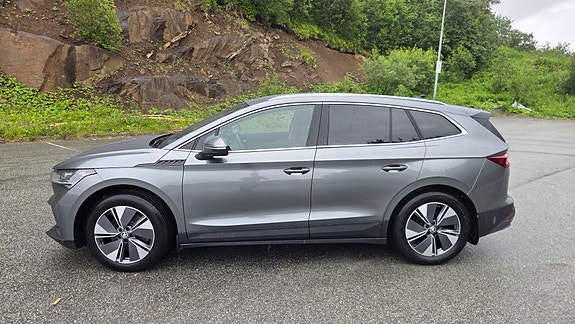 Skoda Enyaq 5 of 16