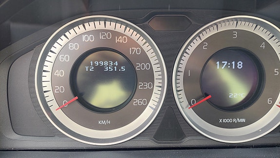 Volvo V60 9 of 15